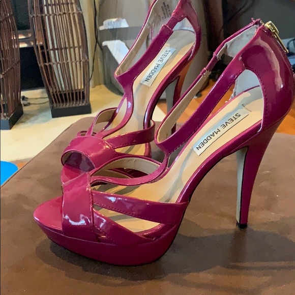Steve Madden Shoes - 7.5 Steve Madden heels.  Super cute!